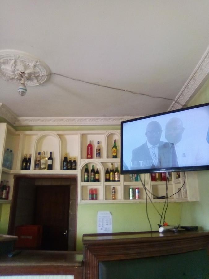 Hotel Kdv Bonabéri Kültér fotó